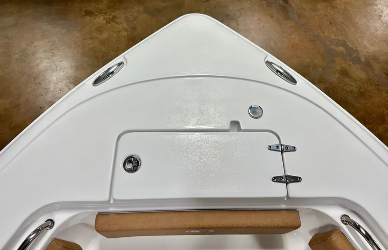 Slide: The Image of Sea Hunt Ultra 229 2026 - 5