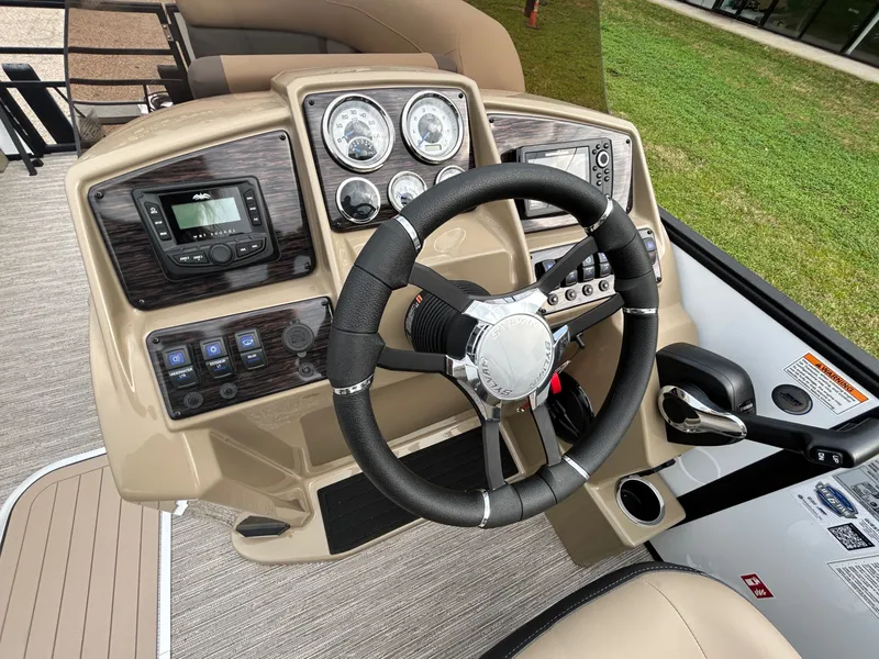 Slide: The Image of Sylvan Mirage X1 CLZ 2026 - 23