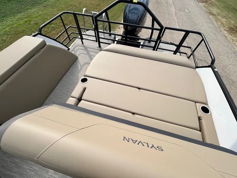 Slide: The Image of Sylvan Mirage X1 CLZ 2026 - 33