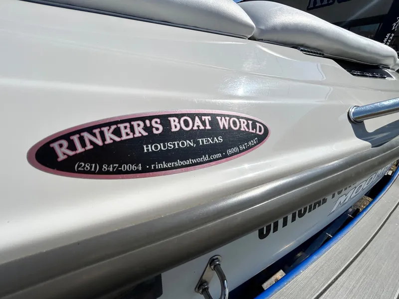 Slide: The Image of Moomba Mobius 2005 - 12