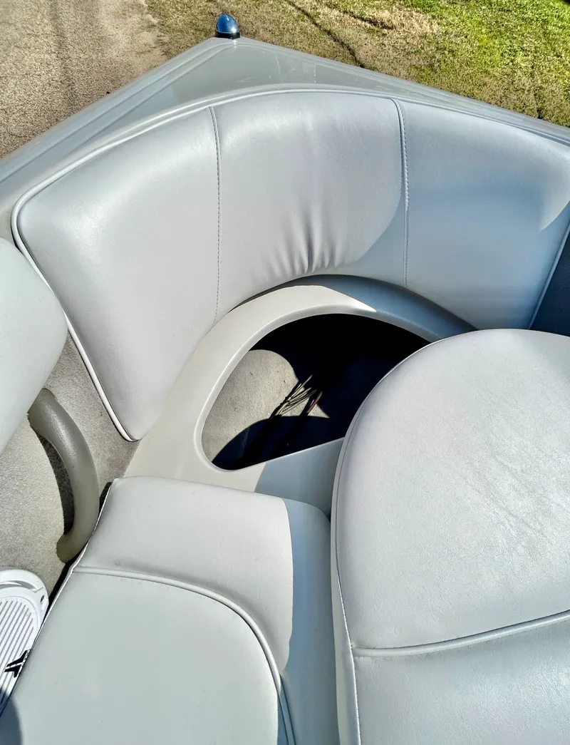 Slide: The Image of Moomba Mobius 2005 - 13