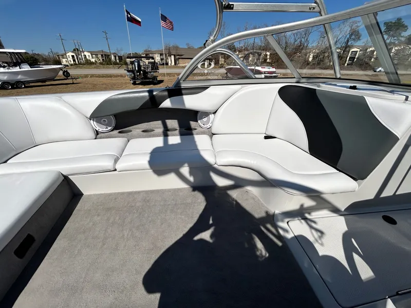 Slide: The Image of Moomba Mobius 2005 - 28