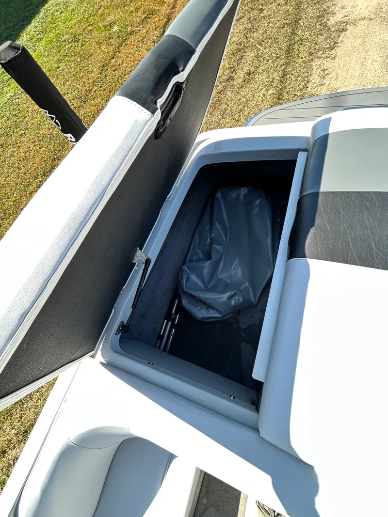 Slide: The Image of Moomba Mobius 2005 - 41