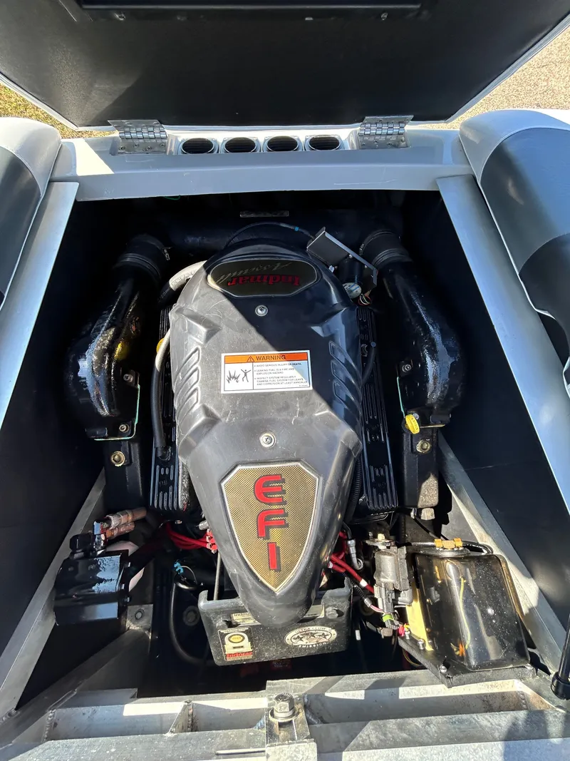 Slide: The Image of Moomba Mobius 2005 - 43