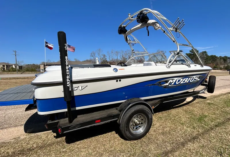 Slide: The Image of Moomba Mobius 2005 - 6