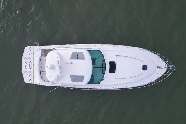 Slide: The Image of Sea Ray 48 Sundancer 2005 - 6