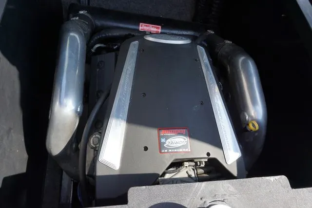 Slide: The Image of Malibu Wakesetter 23 LSV 2007 - 23