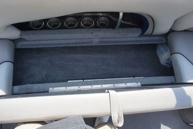 Slide: The Image of Malibu Wakesetter 23 LSV 2007 - 26