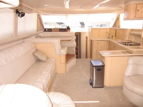 Slide: The Image of Sea Ray 480 Sedan Bridge 2000 - 2