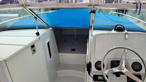 Slide: The Image of Glacier Bay 2640 Renegade 2005 - 10
