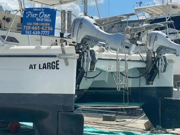 Slide: The Image of Prout Snowgoose 37 Elite 1990 - 0