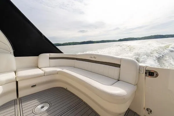 Slide: The Image of Sea Ray 40 Sundancer 2007 - 11