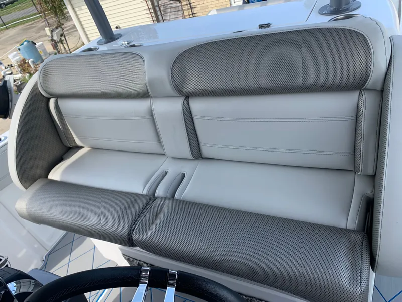 Slide: The Image of Nor-Tech 340 Sport 2021 - 15