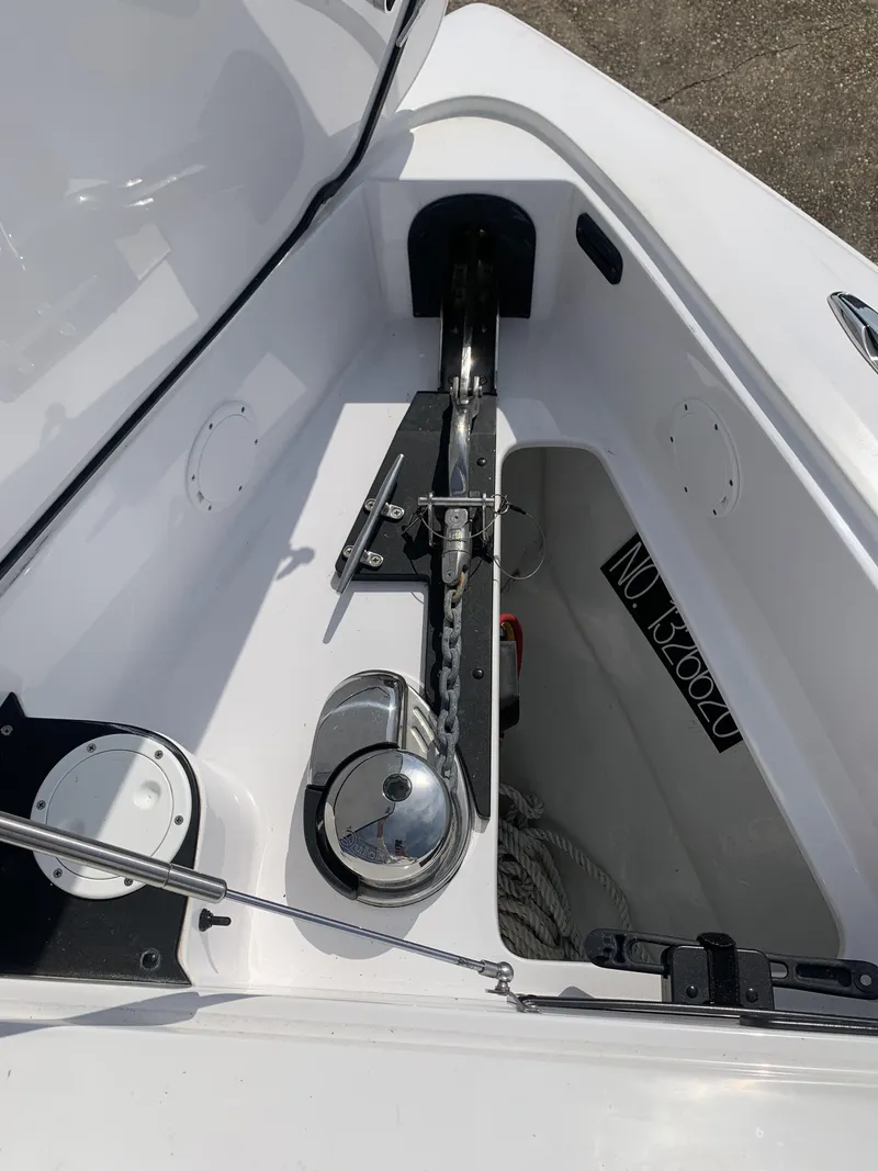 Slide: The Image of Nor-Tech 340 Sport 2021 - 5