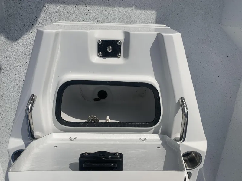 Slide: The Image of Xpress H20B HYPER-LIFT BAY 2026 - 11