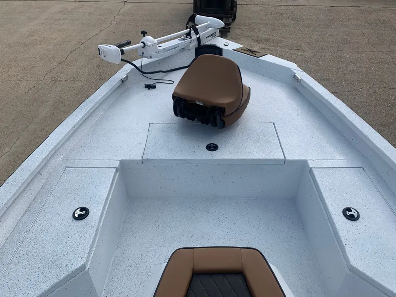 Slide: The Image of Xpress H20B HYPER-LIFT BAY 2026 - 6