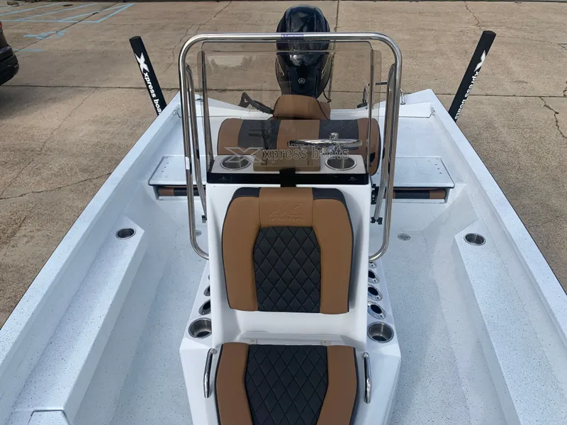 Slide: The Image of Xpress H20B HYPER-LIFT BAY 2026 - 7