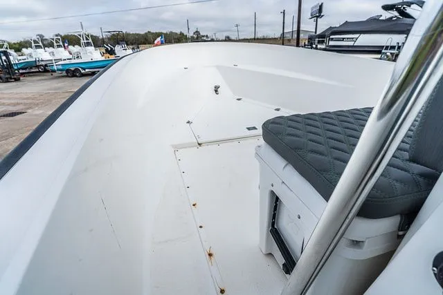 Slide: The Image of Boston Whaler 22 Guardian 1994 - 7