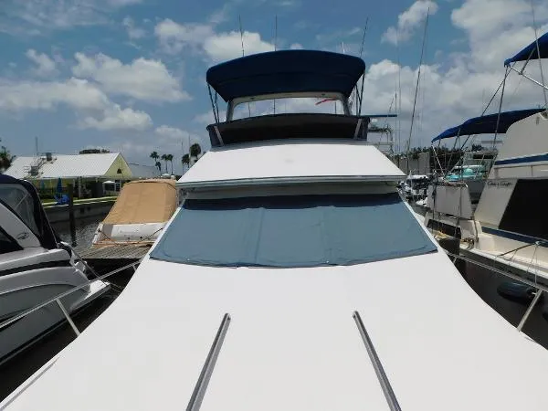 Slide: The Image of Sea Ray 345 Sedan Bridge 1988 - 4