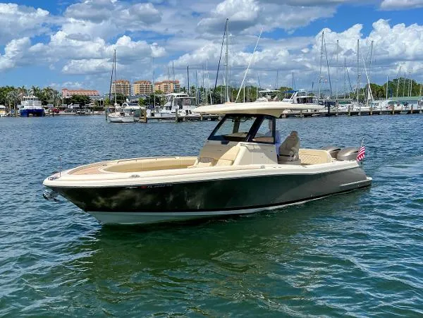 Slide: The Image of Chris-Craft Catalina 30 2018 - 0