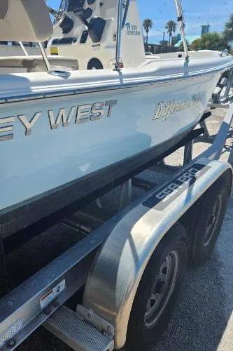 Slide: The Image of Key West 1720 Center Console 2021 - 4