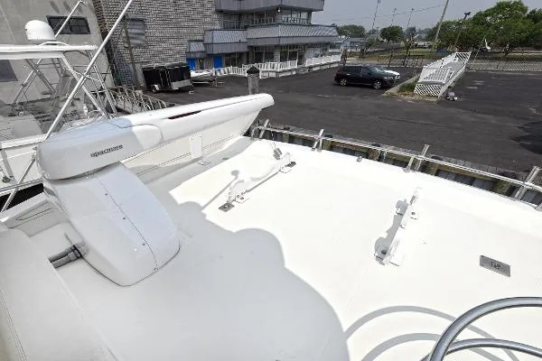 Slide: The Image of Azimut 62 2003 - 10