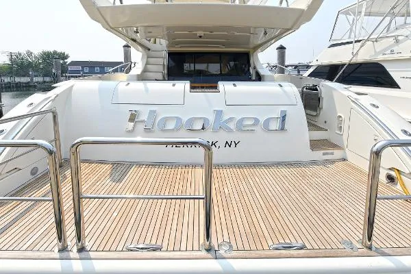 Slide: The Image of Azimut 62 2003 - 3