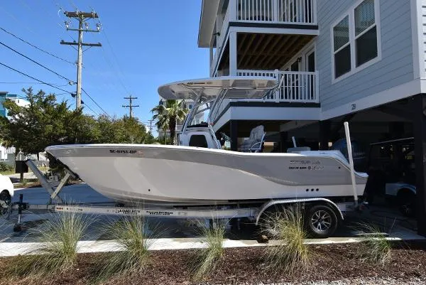 Slide: The Image of Sea Fox 228 Commander 2021 - 0