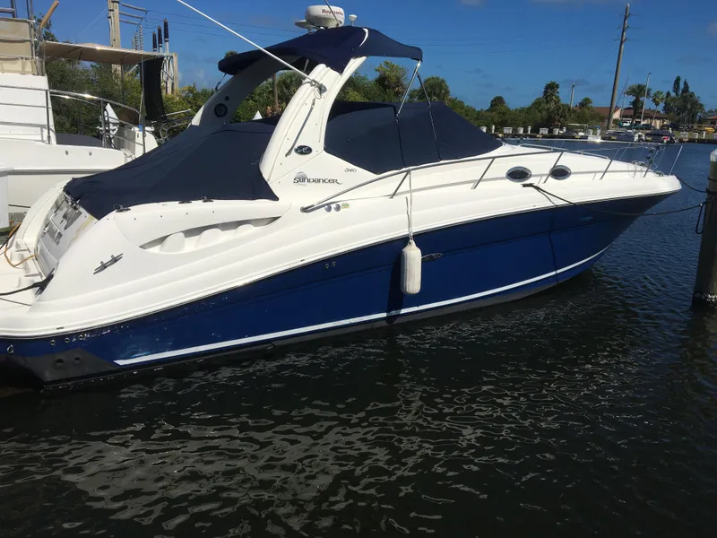Slide: The Image of Sea Ray 340 Sundancer 2004 - 0