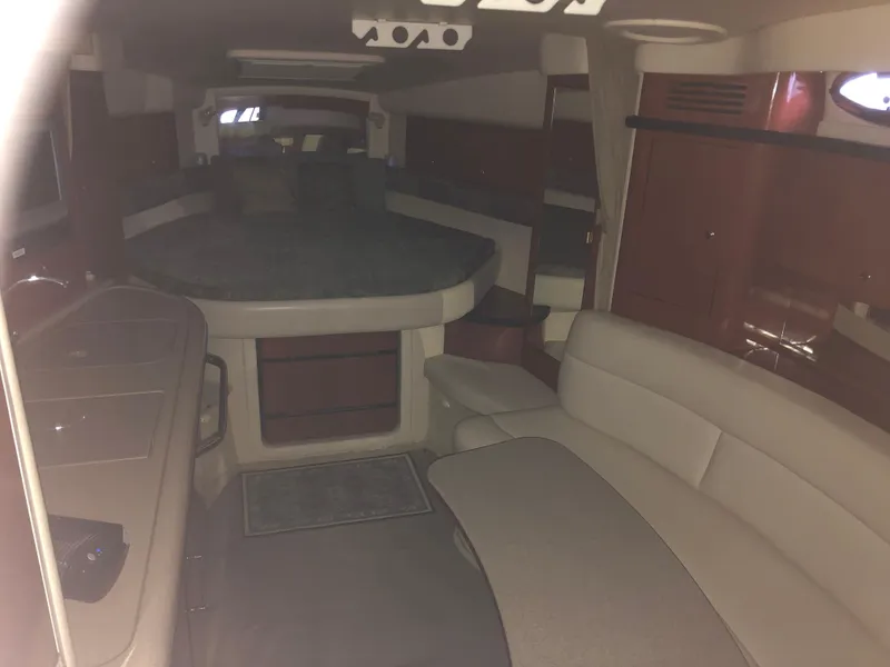 Slide: The Image of Sea Ray 340 Sundancer 2004 - 5