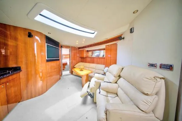 Slide: The Image of Sea Ray 680 Sun Sport 2003 - 6