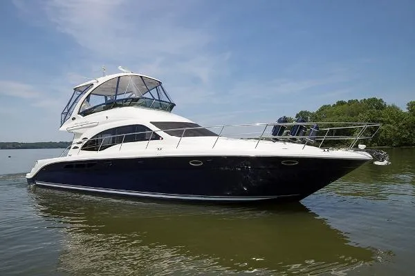 Slide: The Image of Sea Ray 500 Sedan Bridge 2005 - 2
