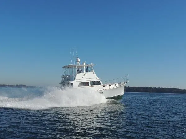 Slide: The Image of Lowell Brothers Flybridge Sedan 2019 - 3