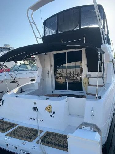 Slide: The Image of Silverton 352 Motor Yacht 1998 - 3