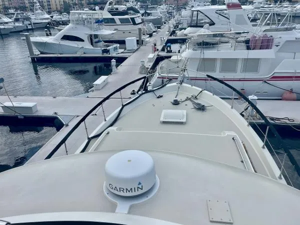 Slide: The Image of Hatteras Classic Motor Yacht 1973 - 6