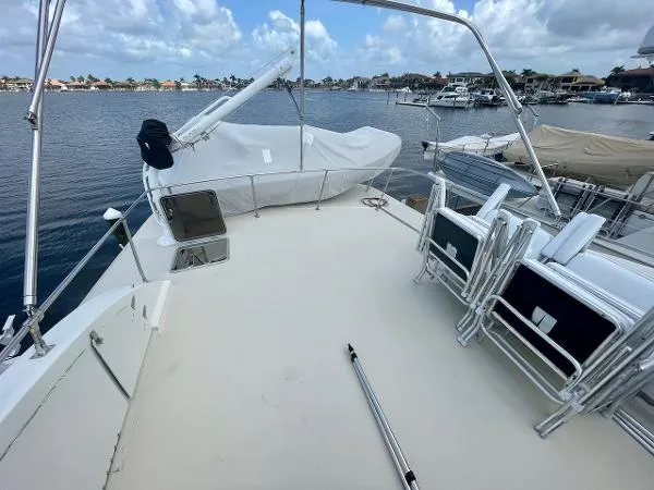 Slide: The Image of Hatteras Classic Motor Yacht 1973 - 8