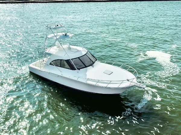 Slide: The Image of Cabo 40 Hardtop Express 2012 - 0