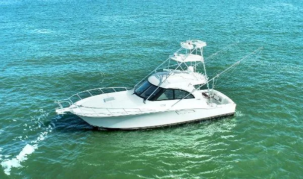 Slide: The Image of Cabo 40 Hardtop Express 2012 - 1