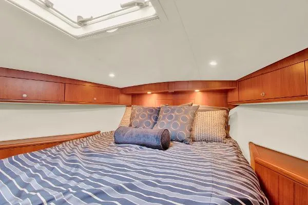 Slide: The Image of Cabo 40 Hardtop Express 2012 - 8