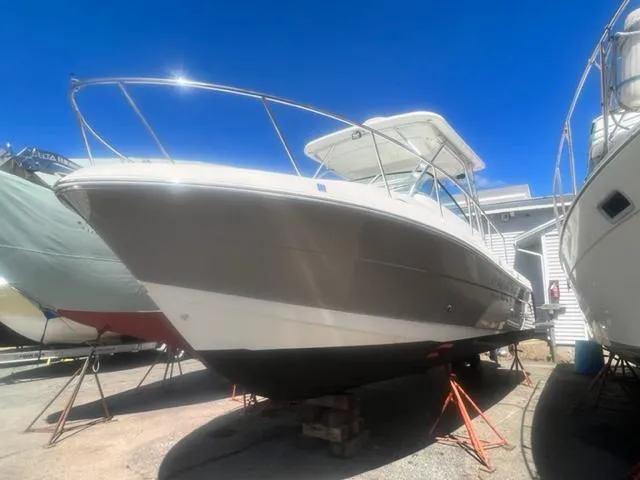 Slide: The Image of Robalo R305 Walkaround 2008 - 0