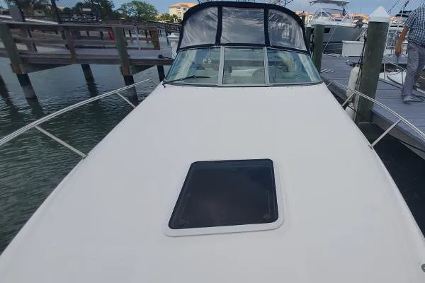 Slide: The Image of Sea Ray 31 2005 - 6