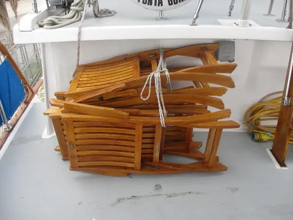 Slide: The Image of Marine Trader 44 Sundeck 1984 - 11