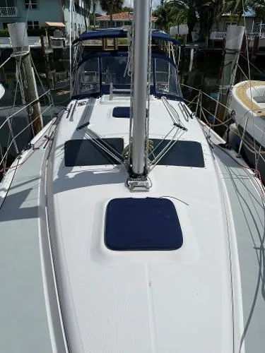 Slide: The Image of Hunter 33 2006 - 4