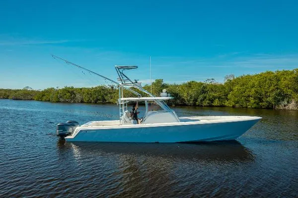 Slide: The Image of Contender 39 Fisharound 2019 - 10