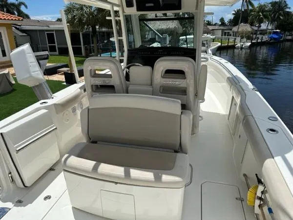 Slide: The Image of Boston Whaler 330 Outrage 2018 - 4
