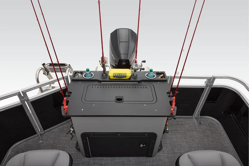 Slide: The Image of Sun Tracker Sportfish 24 XP3 2026 - 73