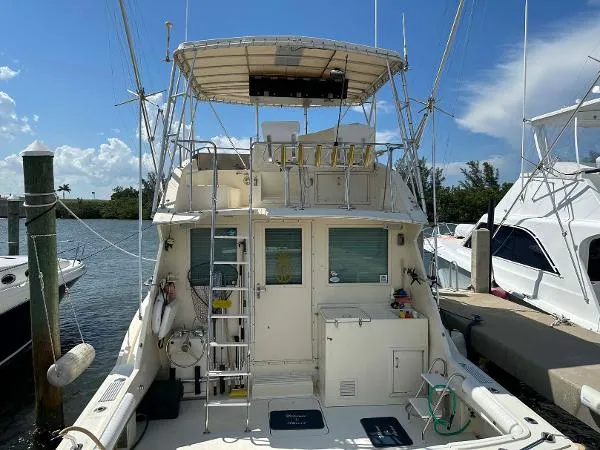 Slide: The Image of Hatteras Convertible 1981 - 6
