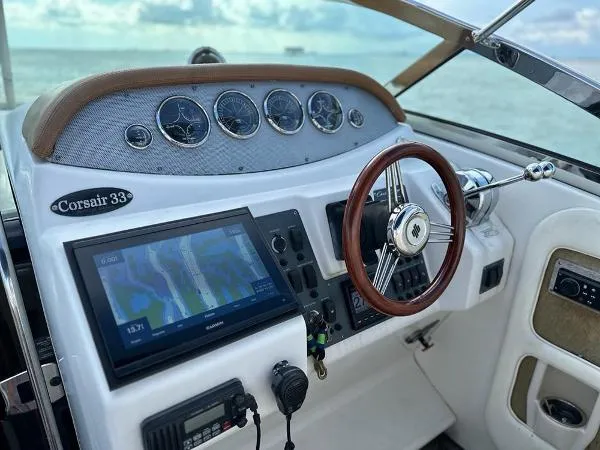 Slide: The Image of Chris-Craft Corsair 33 Heritage Edition 2007 - 8