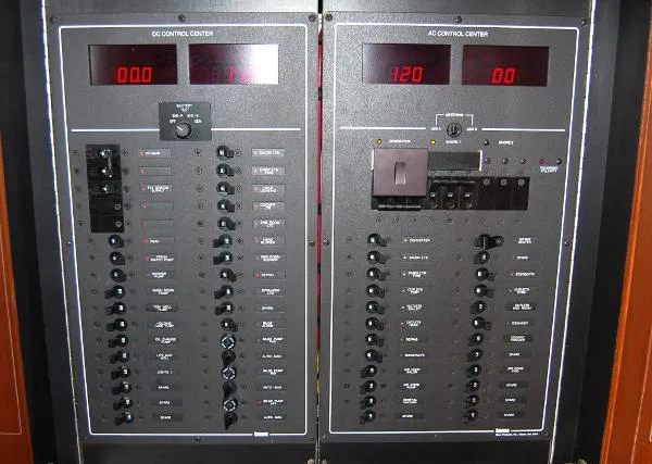 Slide: The Image of Egg Harbor 37 SportYacht 2002 - 11