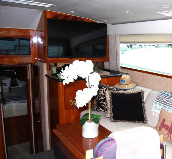 Slide: The Image of Egg Harbor 37 SportYacht 2002 - 3